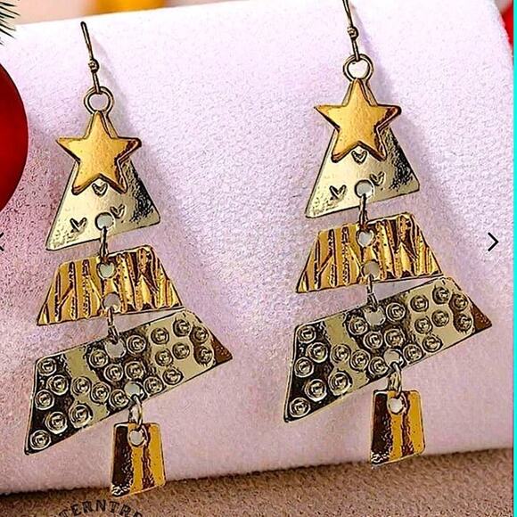 Christmas Tree Vintage Dangle Handmade Earrings - Picture 3 of 4